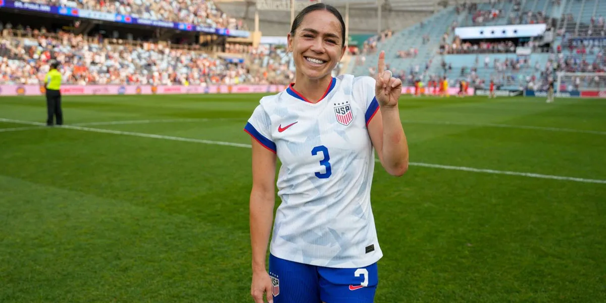 Lo’eau LaBonta Ukir Sejarah di USWNT dengan Debut di Usia 32 Tahun